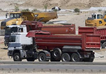 Qué camioneros extranjeros pueden conducir en España sin examen a los que ahora se une Marruecos