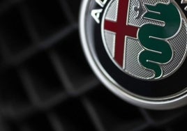 ¿Qué marca de coches tiene en su logo una serpiente?