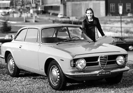 Con el 1300 Junior, Alfa abría la puerta a una clientela seducida por el Sprint GT