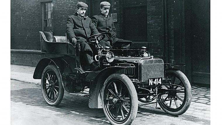 ernest-hives-el-tercer-hombre-en-la-historia-de-rolls-royce