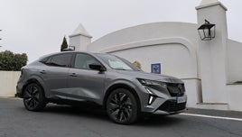 Rafale, el SUV coupé de Renault, en la pista de despegue