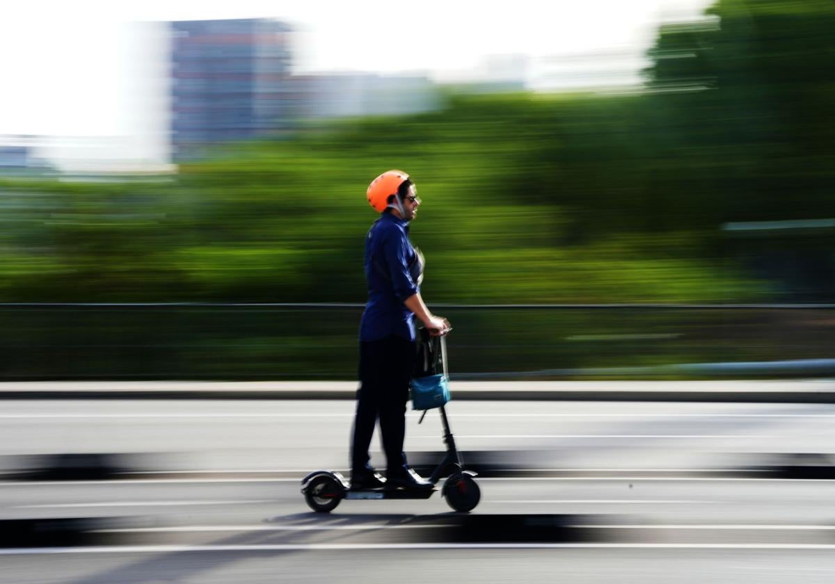 Un patinete en Barcelona