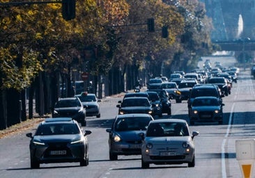 Vestirse mal o no circular por donde debes: errores muy caros al volante en verano