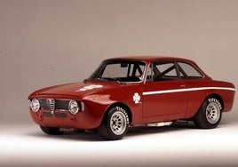 GT 1300 Junior, el coche lanzado en 1966 que da nombre al nuevo Alfa Romeo