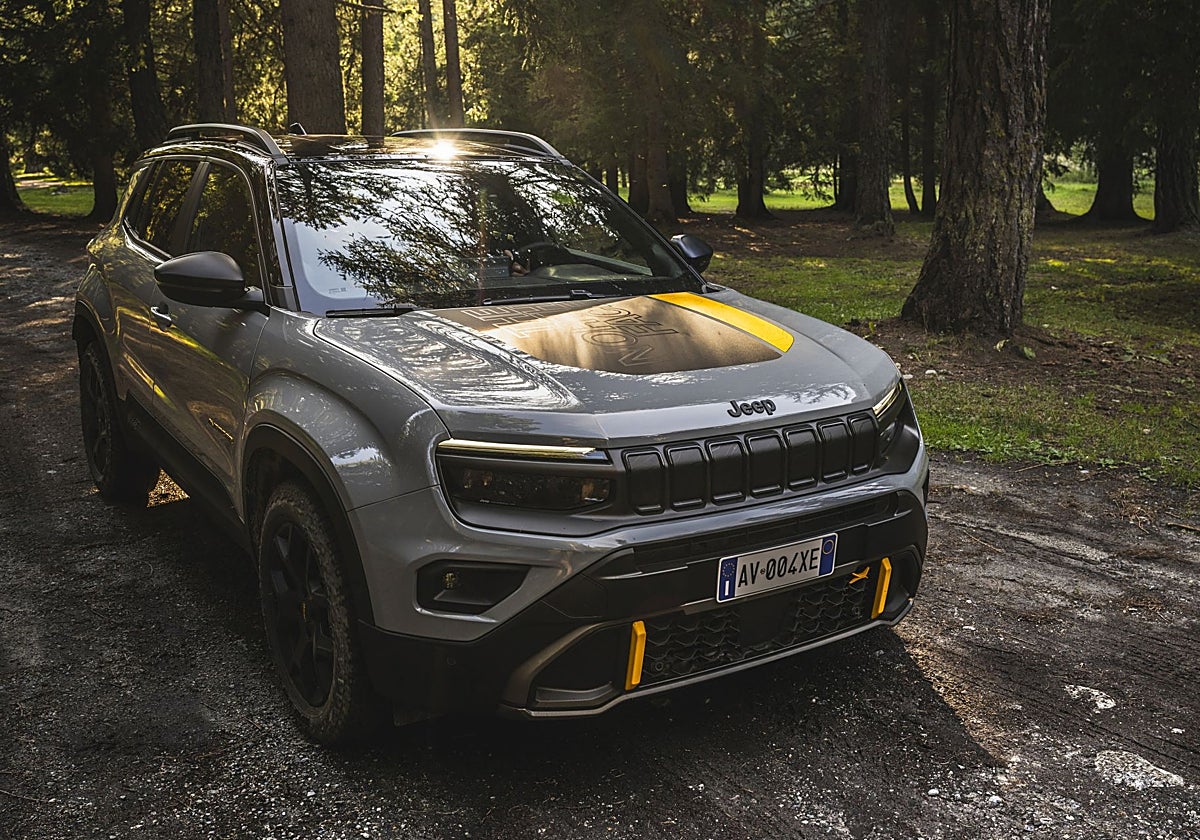 Jeep Avenger 4xe TNF Edition