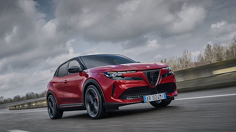 Alfa Romeo Junior: Tradición deportiva y carácter premium