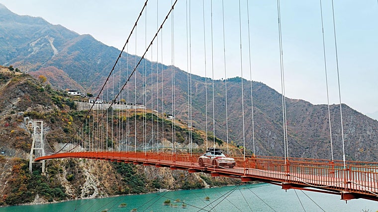 Ruta de 33.000 km por Asia con el 911 Dakar