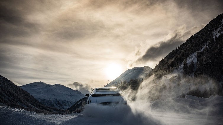 Lamborghini Accademia Neve, diez años de emoción y rendimiento en Livigno