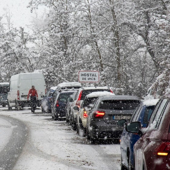 Estos son los consejos clave de la DGT para conducir con nieve y evitar accidentes