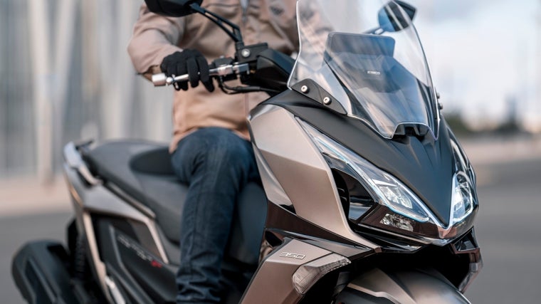 Kymco Super Dink GT 350