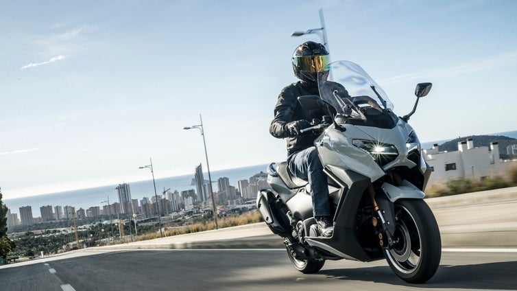 Probamos el Yamaha Tmax 2025: el reinado más grande jamás contado