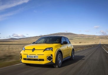 Renault se convierte en la marca más vendida en España