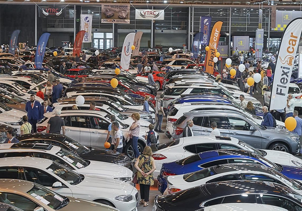 Se puede encontrar una amplia gama de marcas, modelos e incluso vehículos descatalogados o clásicos