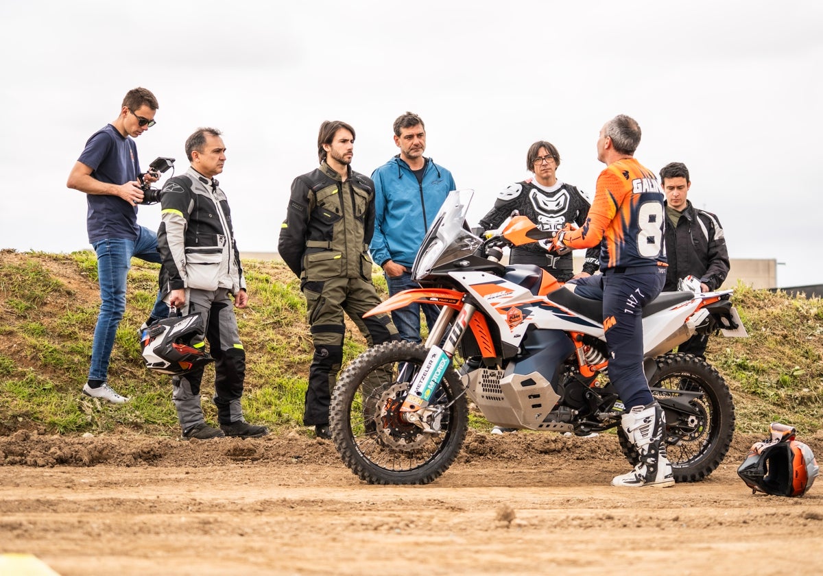 Curso de conducción en moto de KTM