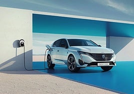 Al 58% de los ciudadanos le gustaría utilizar un coche eléctrico para sus desplazamientos diarios