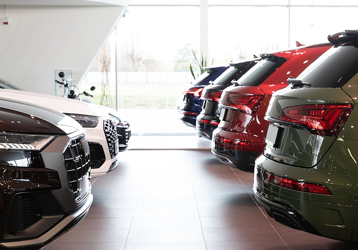 Los precios medios de los coches nuevos suben un 38,1% desde 2019 y la tendencia alcista continúa