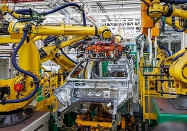 Industria y Anfac se unen para diseñar el futuro del automóvil con el «Proyecto España Auto 2030»