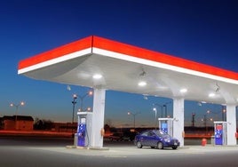 Gasolina y diésel suben casi un 2% para la primera Operación Salida