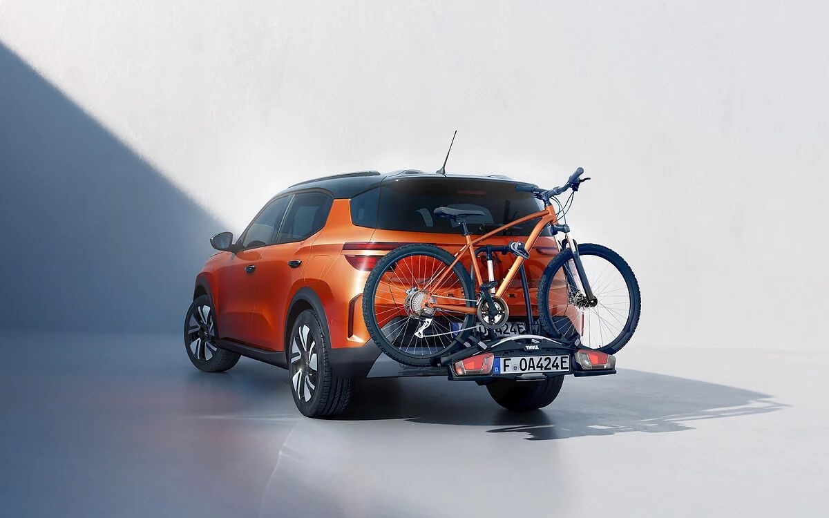 Disponible en el acabado GS, con dos asientos adicionales plegables en la tercera fila por un pequeño suplemento.