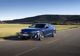 Audi S5, un sedán alemán que va como un tiro