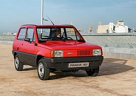 Coches con canción: «La raja de tu falda» de Estopa y el Seat Panda