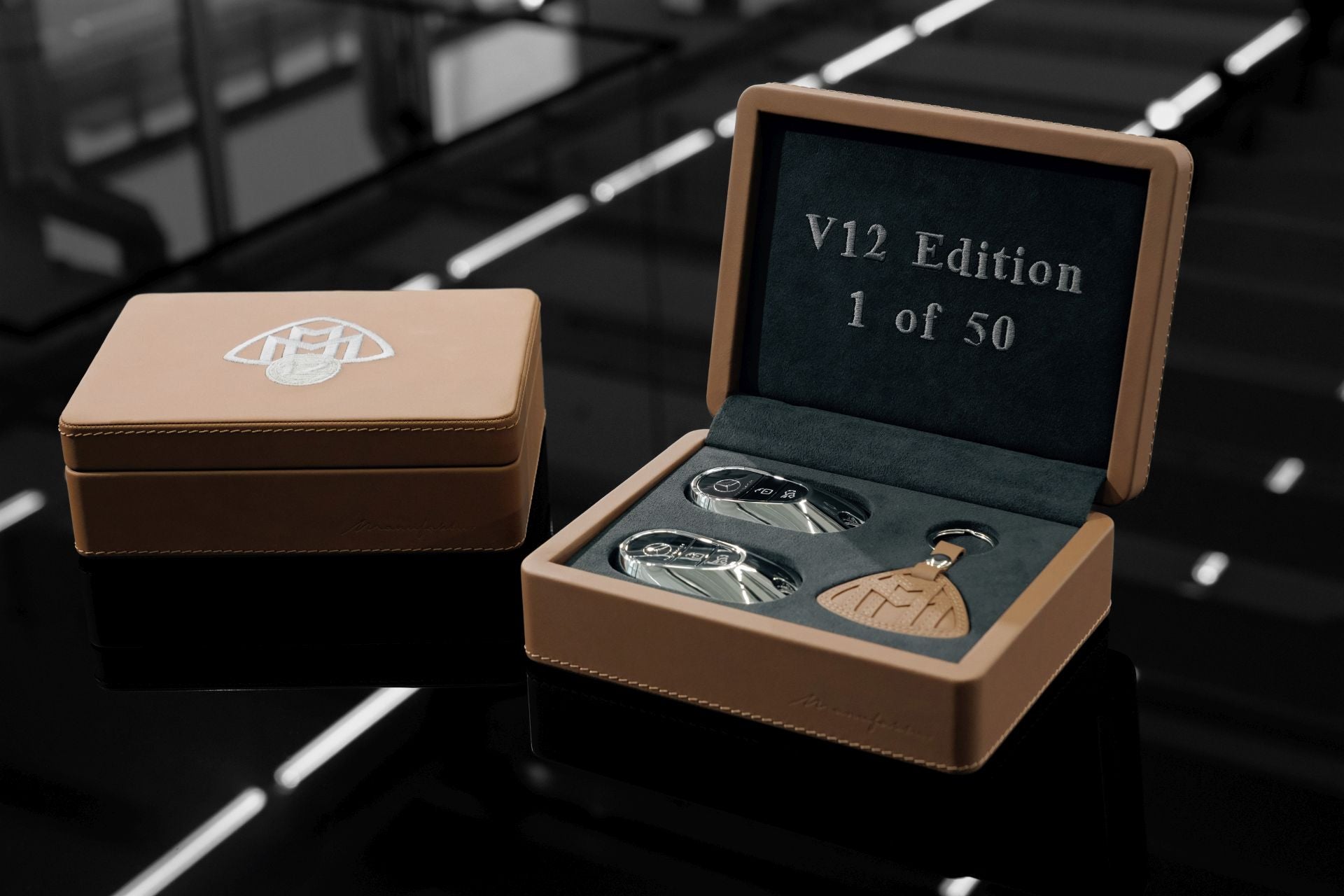 El equipo de Manufaktur dentro de la planta de Mercedes-Benz en Sindelfingen está formado por artesanos dedicados, altamente experimentados y especialmente capacitados, cuya experiencia se transmite de generación en generación.