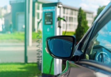 La burocracia impide el uso del 22% de la red de recarga eléctrica en España