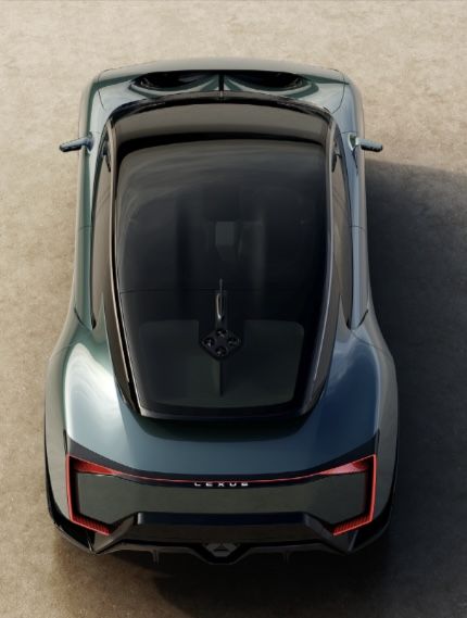 LS Coupe Concept que combina la comodidad de un gran turismo con la emoción de un deportivo de alto rendimiento.