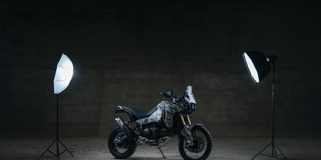 Ducati descubre las nuevas Hypermotard V2, DesertX, Desmo250 MX y Desmo450 Enduro