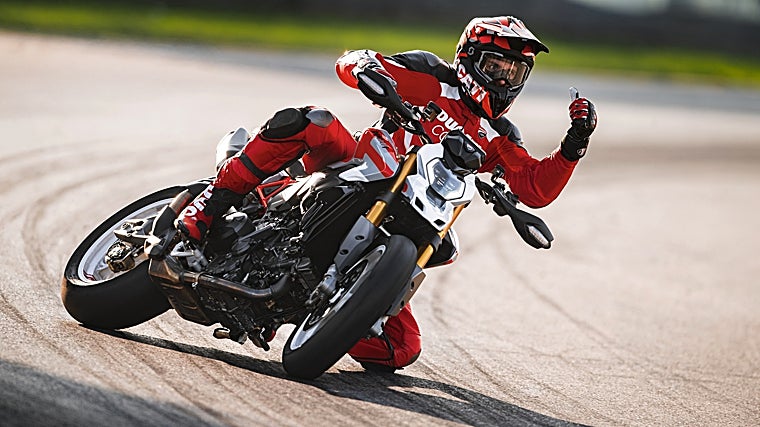 Ducati descubre las nuevas Hypermotard V2, DesertX, Desmo250 MX y Desmo450 Enduro