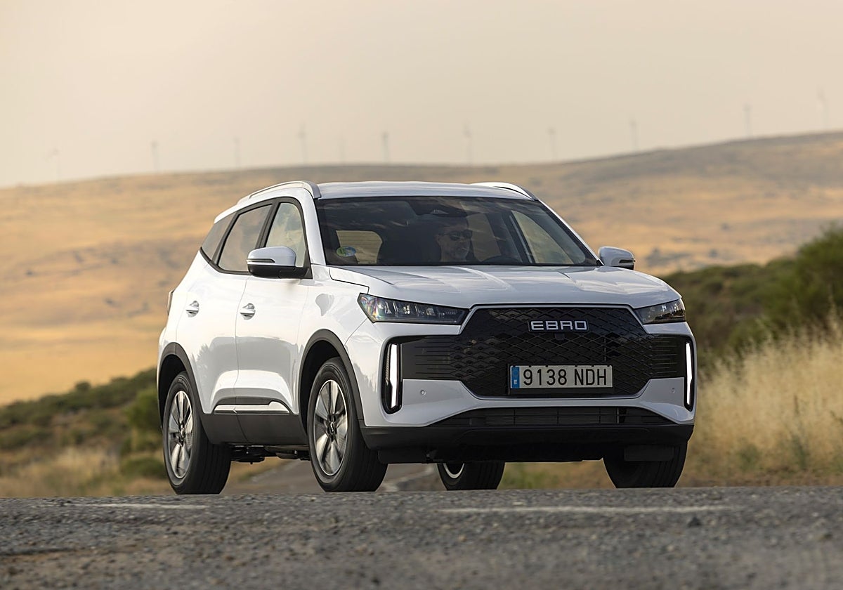 Ebro s400: SUV urbano híbrido y tecnológico