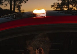 Multa de 200 euros, sin seguro y hasta cárcel: las consecuencias de no llevar la V16 en el coche