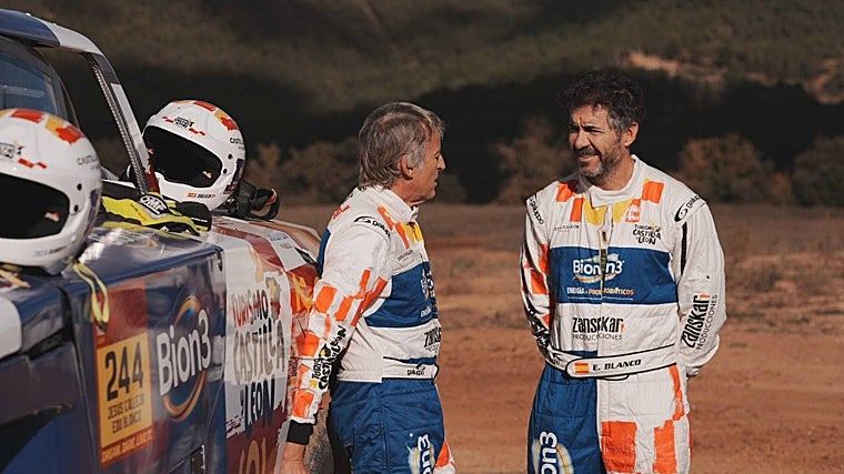 El aventurero Jesús Calleja y el CEO de Santana Motors, Edu Blanco