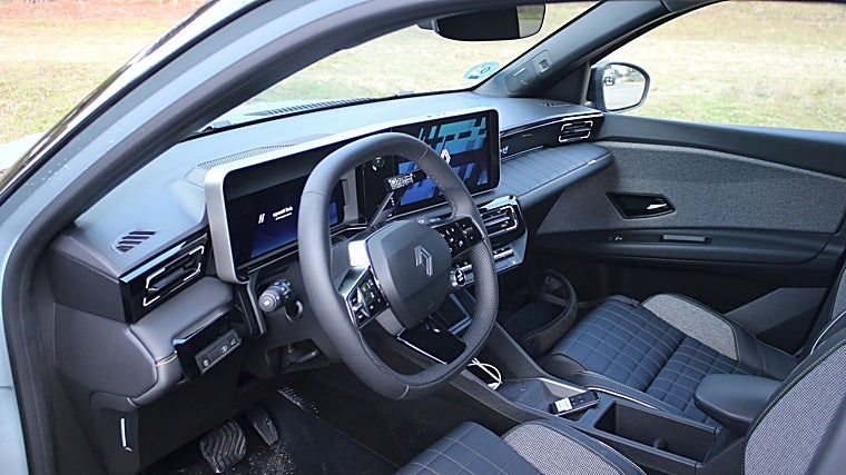 Painel de tecnologia 4 E-Tech