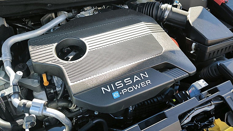 Con el sistema e-Power, el motor eléctrico mueve las ruedas y el de gasolina actúa solo como generador