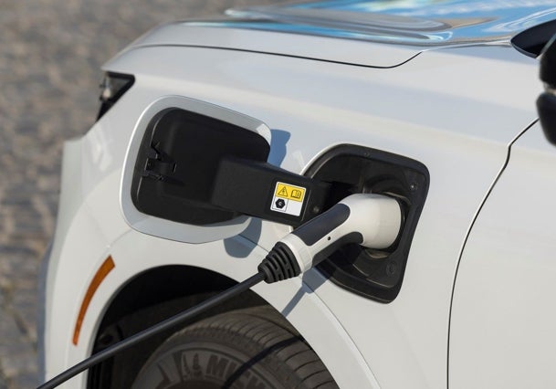 Todo lo que necesitas saber para viajar por Europa en un coche eléctrico