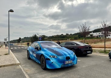 Mercedes-Benz integra por vez primera vez en el EQS la dirección electrónica