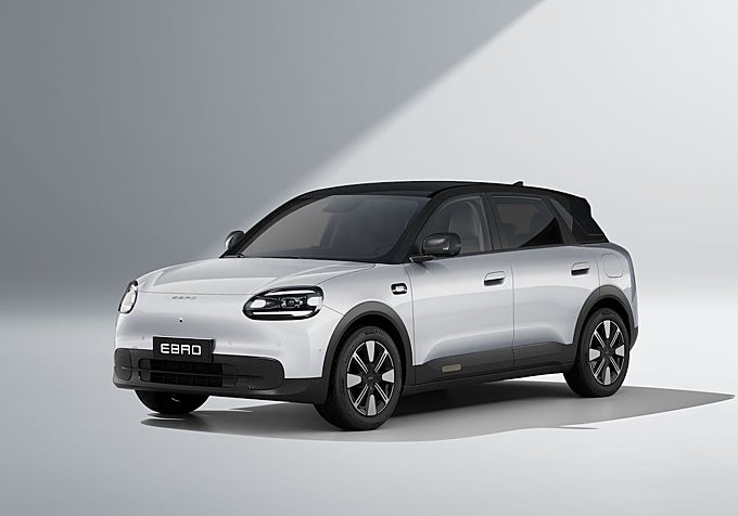 El próximo modelo de Ebro es un coche eléctrico urbano