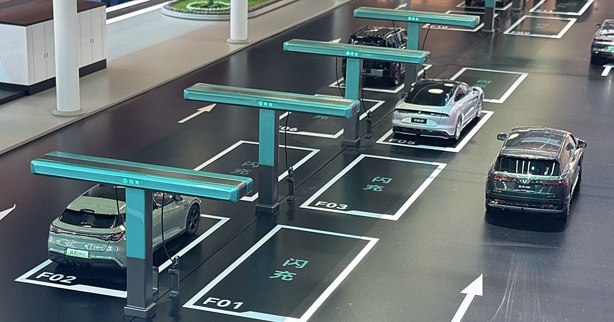 Cargar la batería de un coche eléctrico en lo que dura un repostaje de gasolina, una realidad inminente