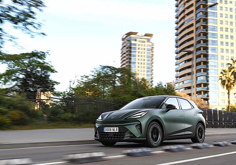 Probamos el Raval, el ágil utilitario eléctrico de Cupra que parte de 24.200 euros