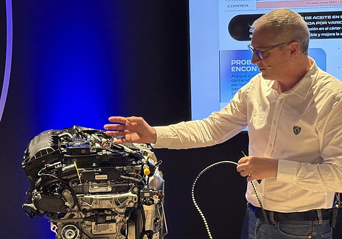 Fabien Gouzonnat, director de desarrollo de motores para Europa Occidental de Peugeot
