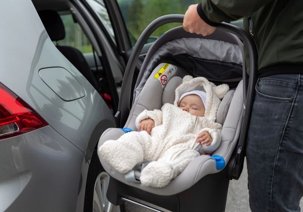 Viajes seguros en coche para los más pequeños