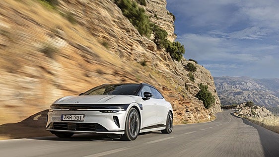 Así va el Zeekr 7GT, un potente familiar eléctrico que ofrece mucho, y muy bueno, por poco dinero
