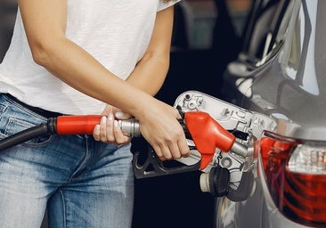 La subida de los carburantes encarece la «vuelta al cole»: claves para reducir el consumo