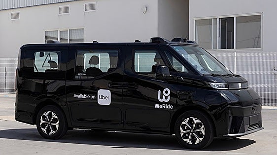 La DGT da luz verde a las primeras pruebas con coches autónomos de Nivel 4 en Madrid