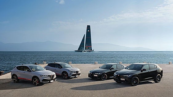 Diseño náutico e ingeniería compartida: así es la serie limitada Alfa Romeo Edizione Luna Rossa, creada en colaboración con el equipo italiano de vela para reforzar el ADN deportivo de la marca