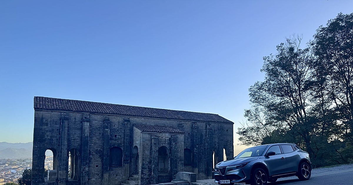 Ruta inmersiva por el prerrománico asturiano con el Alfa Romeo Junior Sport Speciale