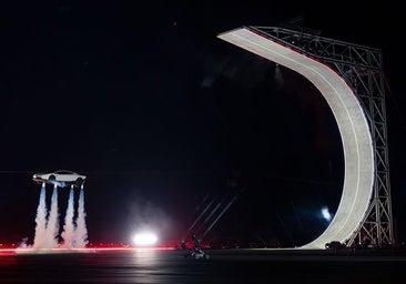 Musk presenta su nuevo Roadster que vuela y alcanza los 100 km/h en menos de un segundo