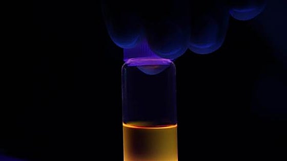 Nuevo material sostenible que podría revolucionar los dispositivos electrónicos