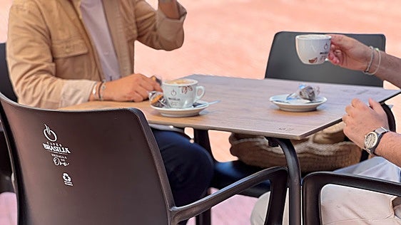 Sillas con aroma a café y economía circular